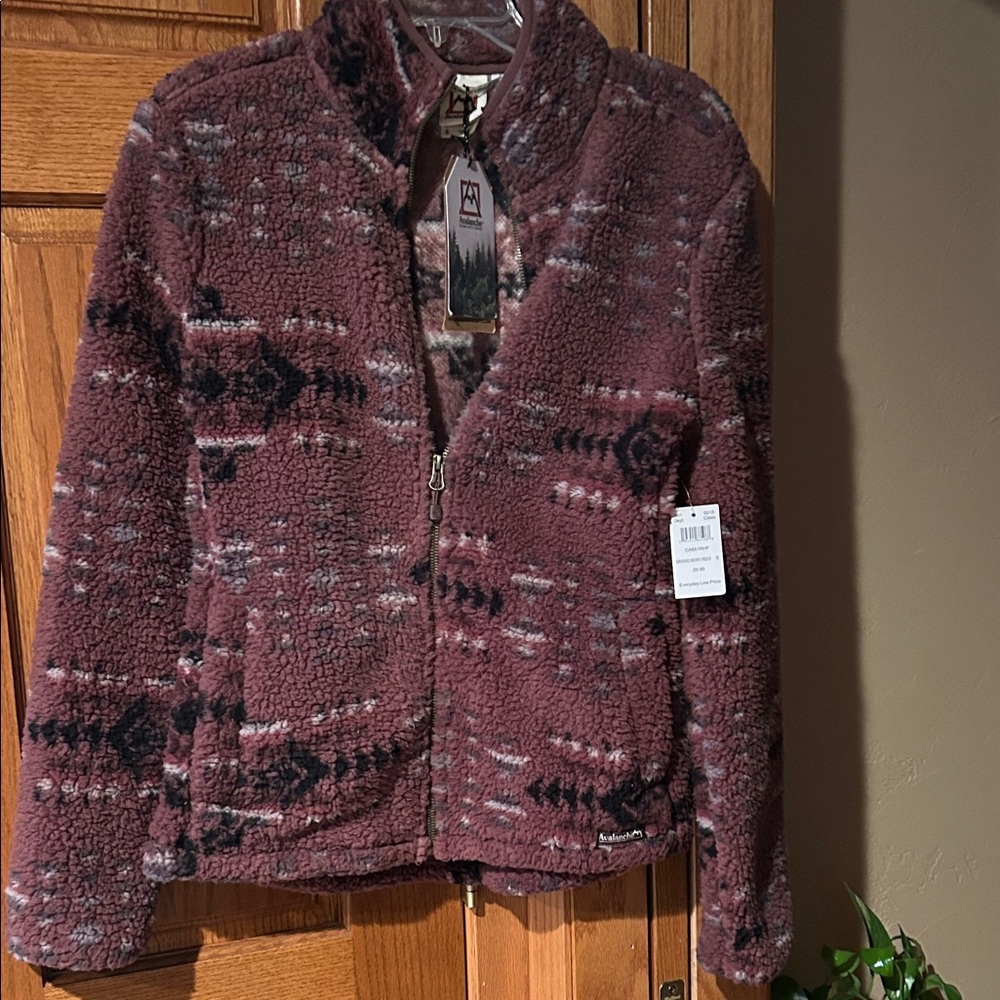 NWT Avalanche Patterned Sherpa Fleece Jacket w/zipper and pockets - Size Small